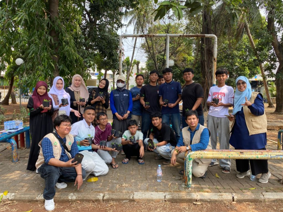 RZ Dorong Pemuda Peduli Lingkungan